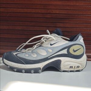 Nike Air Max Navy and Light Blue Sneakers